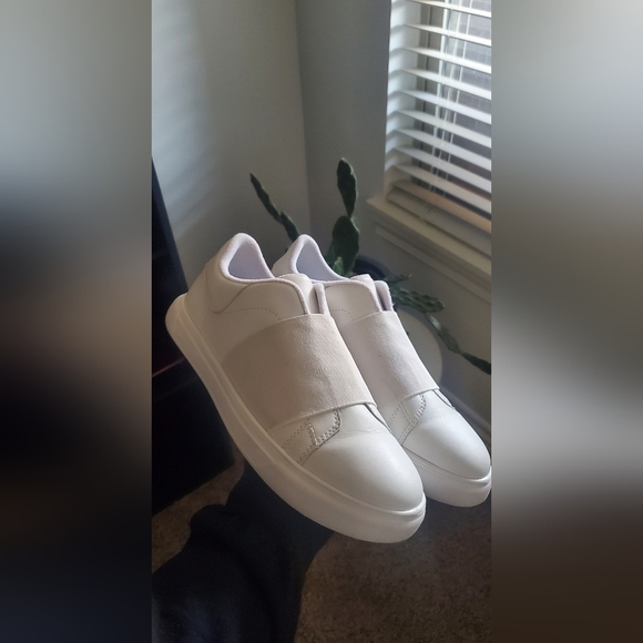 Vince camuto - Picture 1 of 6